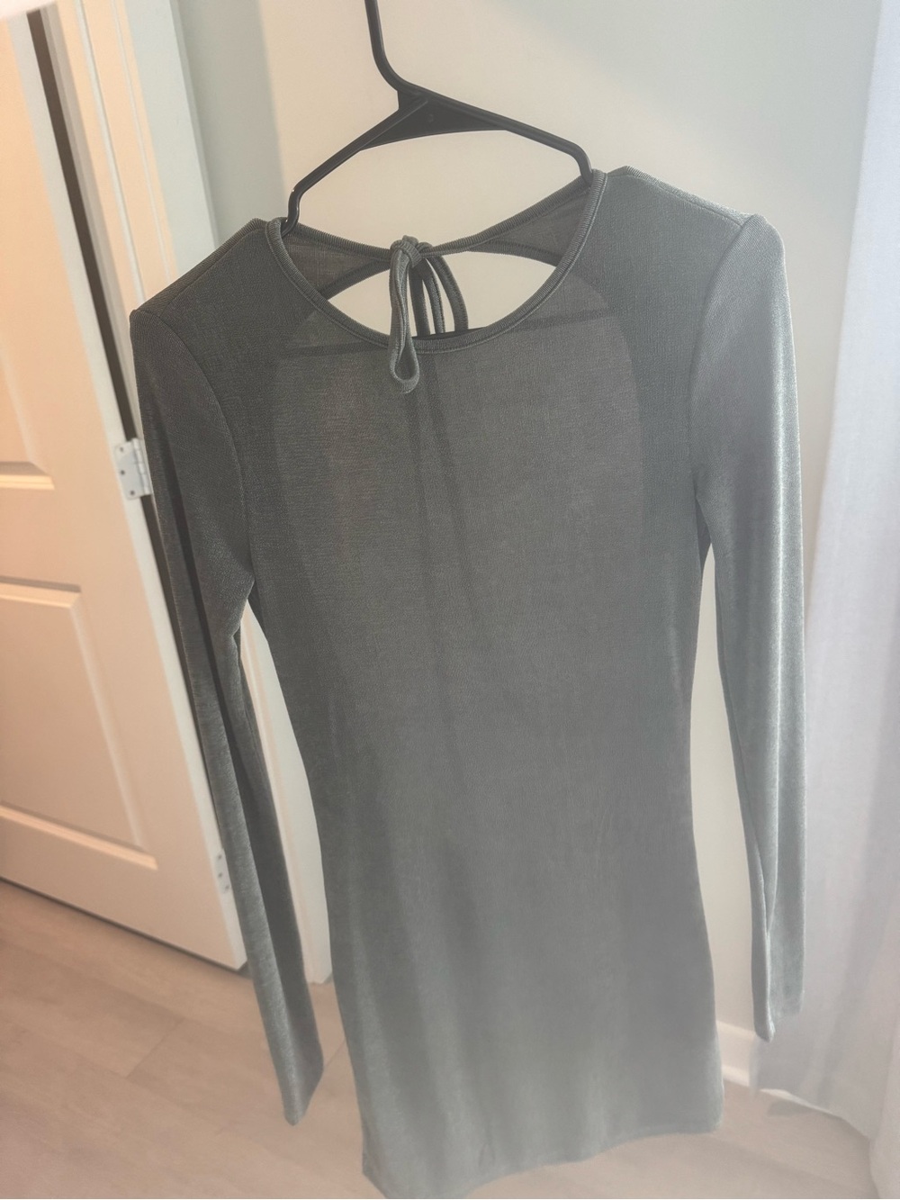 Edikted Olive Green Long Sleeve Tie-Back Bodycon Dress